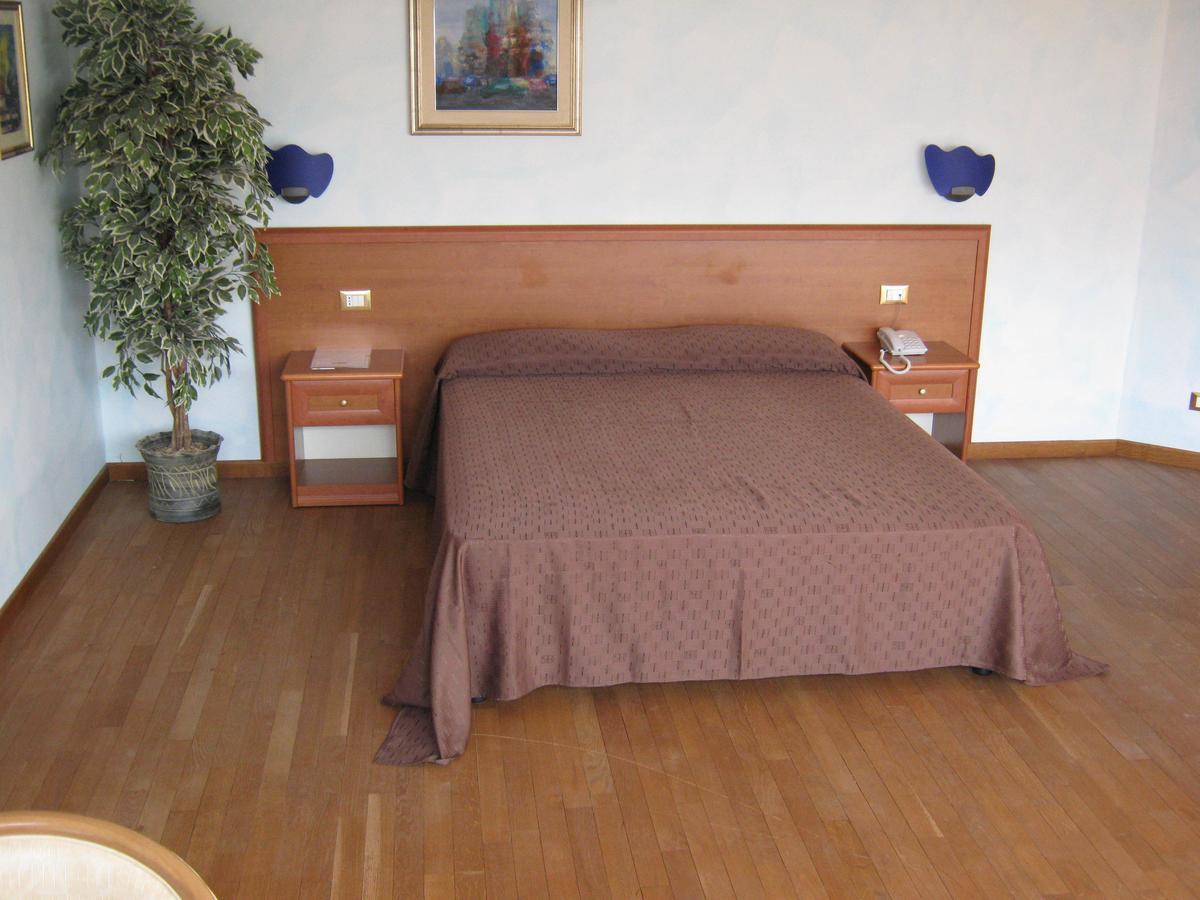 Hotel Villa D'Evoli Castropignano Extérieur photo